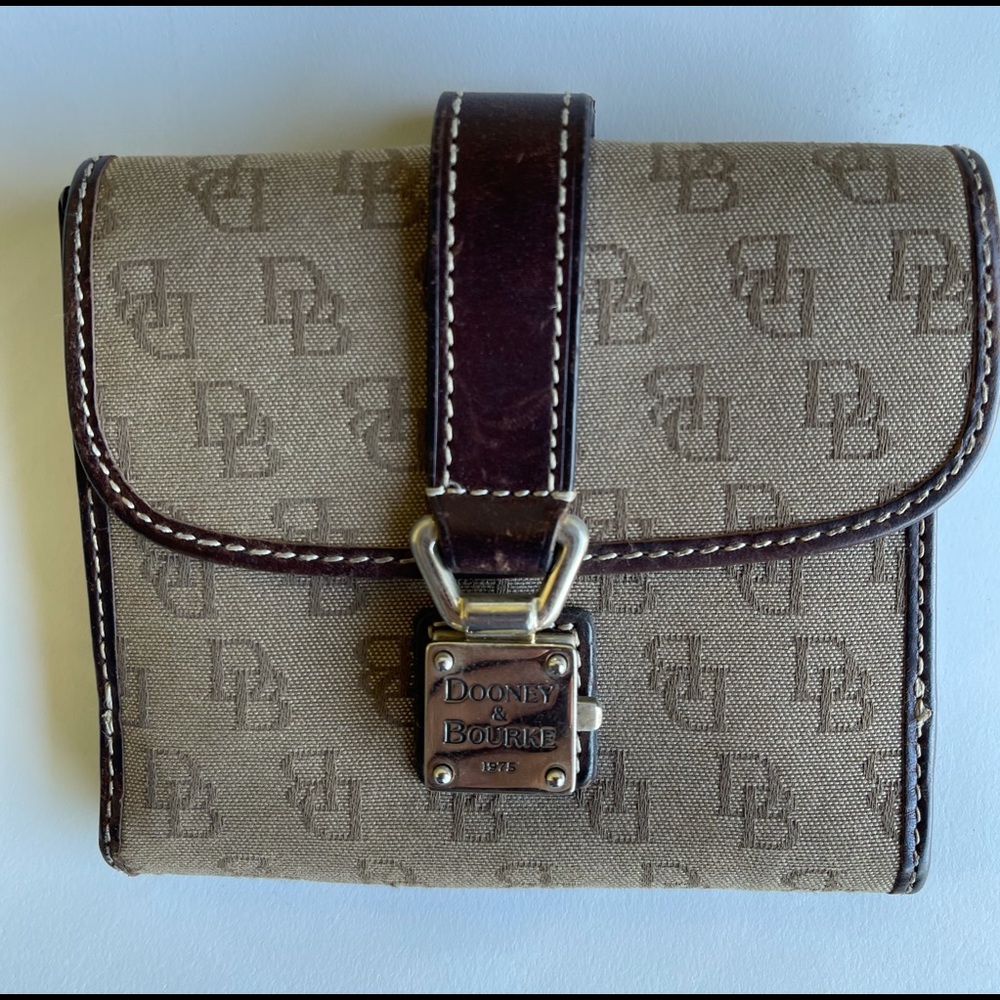 Dooney & Bourke DB Signature Wallet